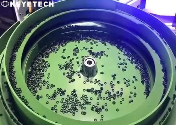 O ottica automatizzata - Ring Inspection Machine con i computer della compressa