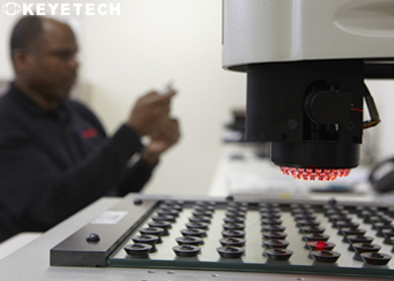 O Ring Quality Inspection Machine Convey con la piastra vibrante di vetro